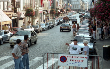 Reservierte  Capri Parkplätze auf der « la Rue de la Républiquein » - Pont-Audemer
Places de parking réservées à Capri sur « la Rue de la Républiquein » -  Pont-Audemer
Reserved Capri car parks on « la Rue de la Républiquein » - Pont-Audemer